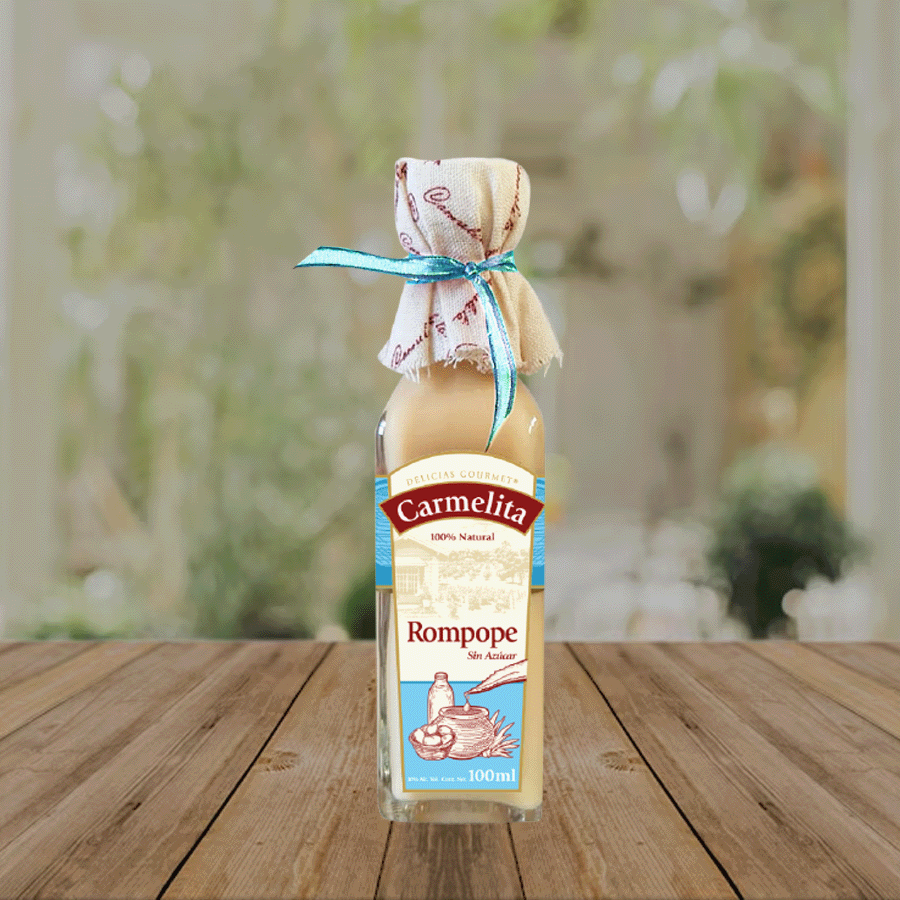 Rompope bajo en azúcar endulzado con jarabe de agave, disponible en presentaciones de 750 ml, 250 ml y 100 ml. Único en México.